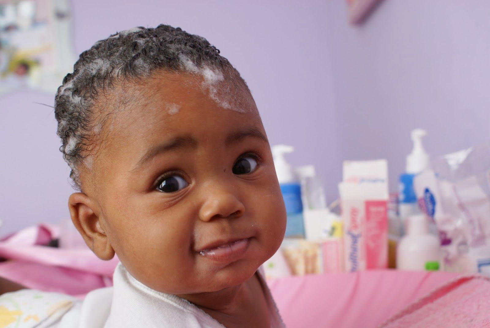 Cheveux des nourrissons: comment prendre soin ?