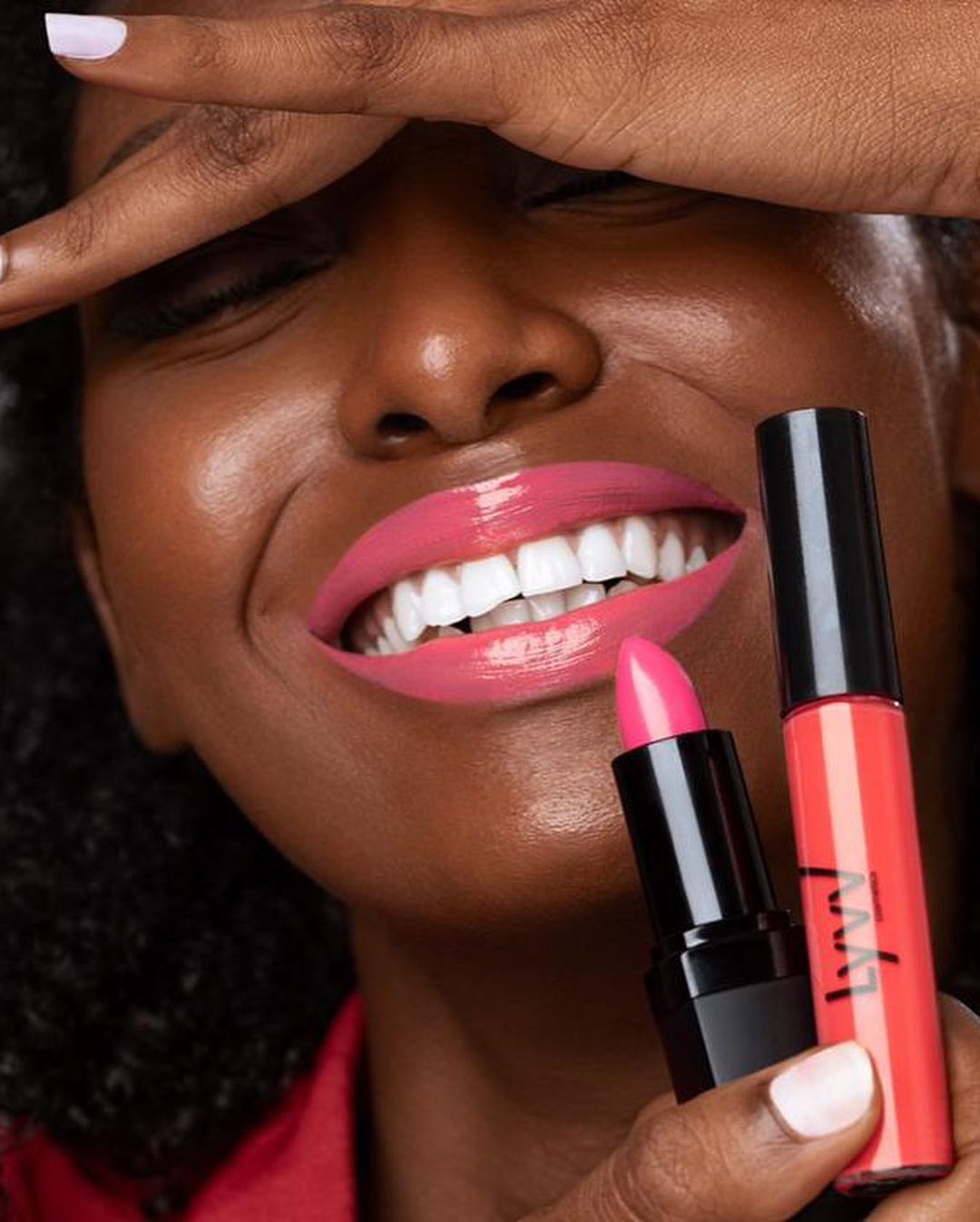 marques de maquillage africaines Lyvv Cosmetics