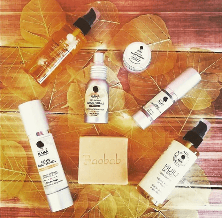 Produits de soins pour le visage et le corps de la marque Chouette mama. Des produits parfumés à base des huiles essentielles. 