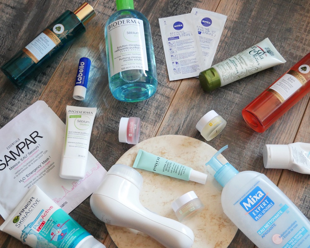 Exemples de produits de soins pour le visage