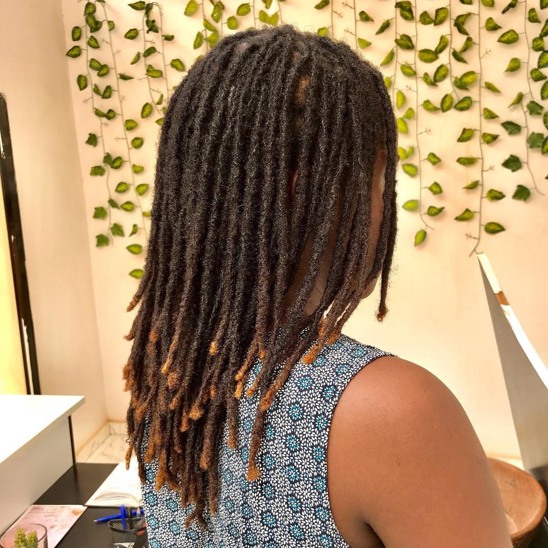 salon-de-coiffure-daba-plus-locks-Afrique