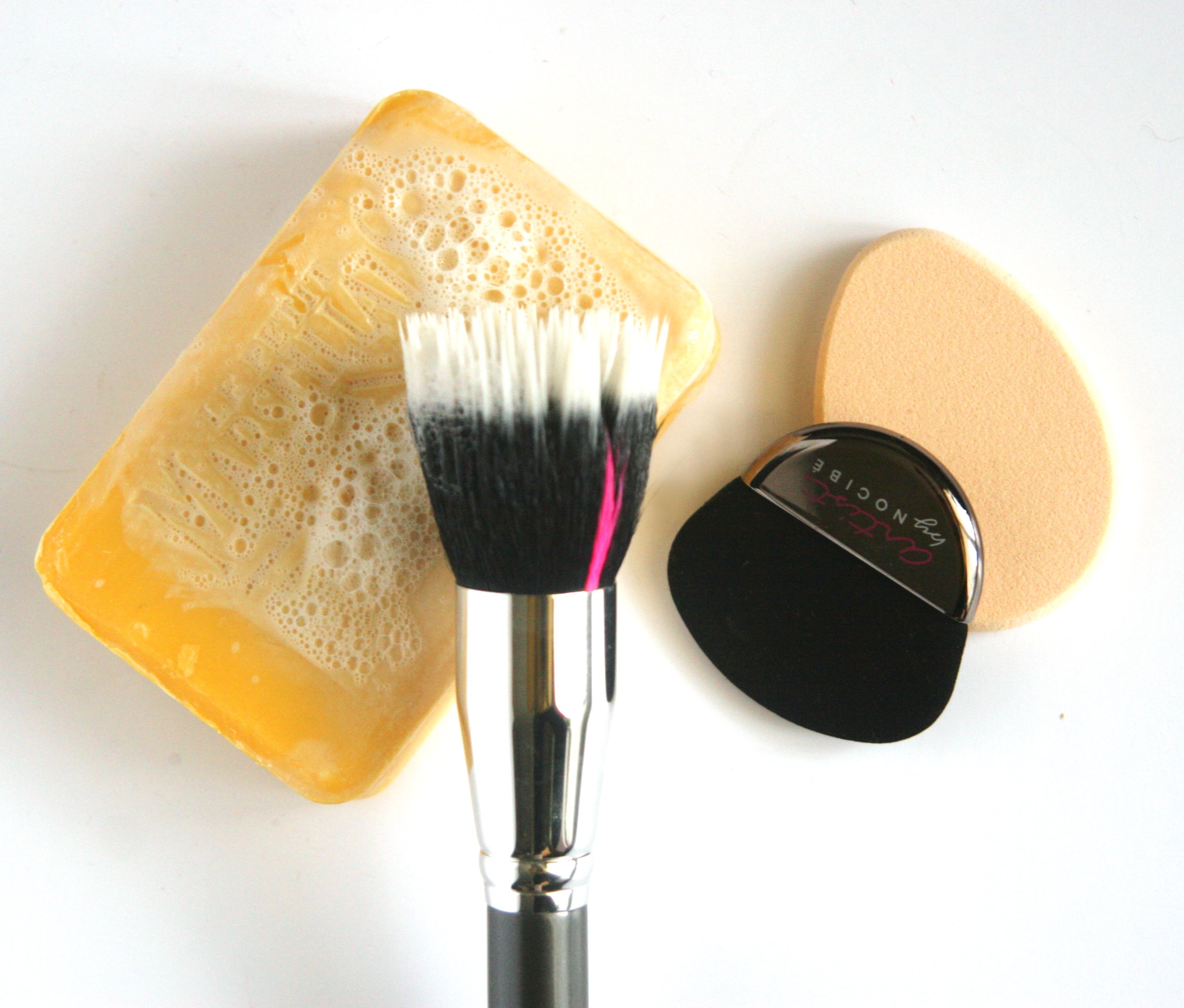 Maquillage et hygiène : les b.a.-ba à respecter!